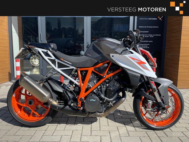 ktm - 1290-super-duke-r