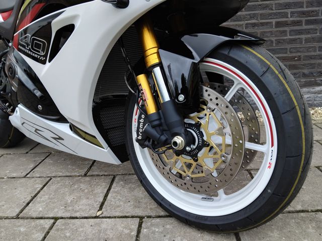 suzuki - gsx-r-1000-r