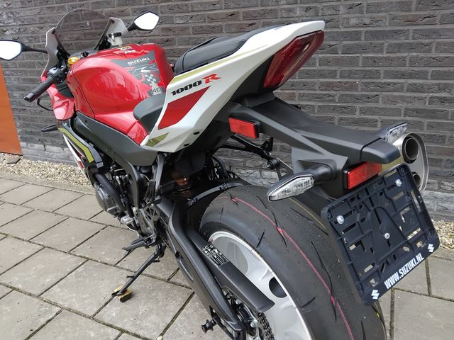 suzuki - gsx-r-1000-r