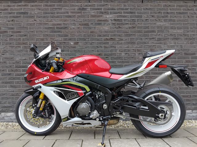 suzuki - gsx-r-1000-r