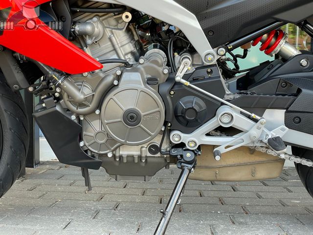 aprilia - tuono-457