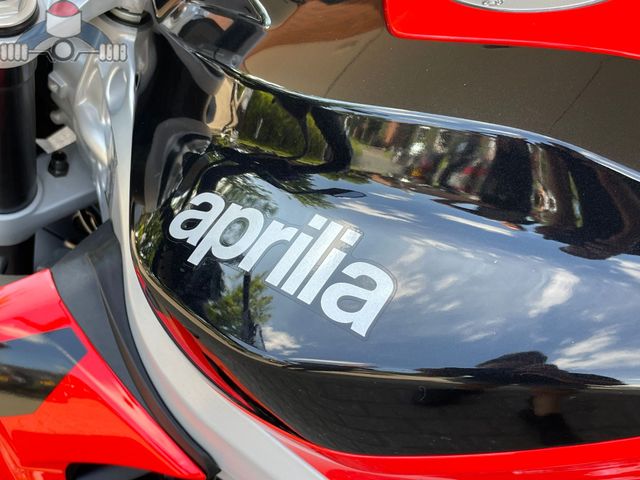 aprilia - tuono-457