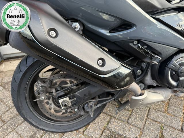 yamaha - tmax-tech-max-560