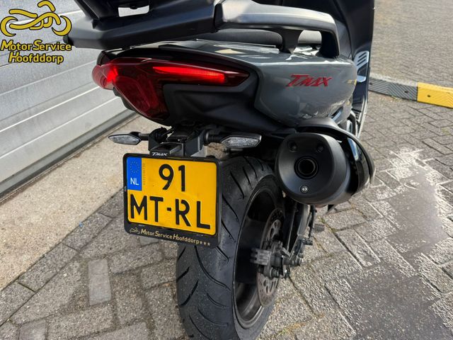 yamaha - tmax-tech-max-560