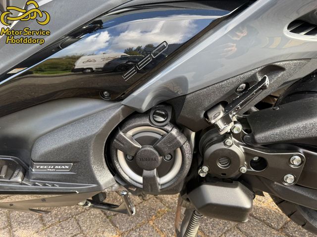 yamaha - tmax-tech-max-560