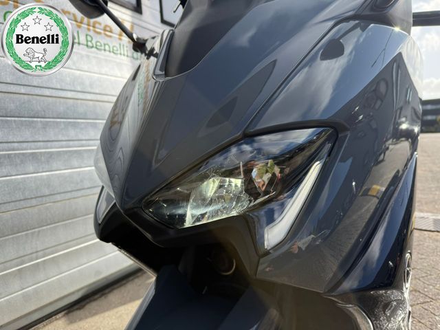 yamaha - tmax-tech-max-560