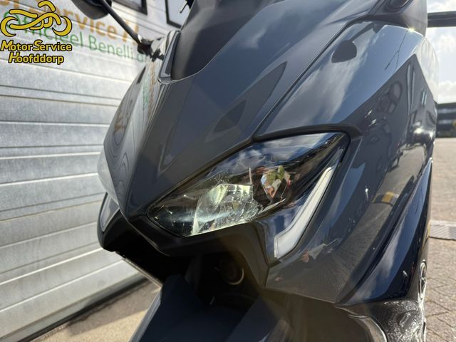 yamaha - tmax-tech-max-560