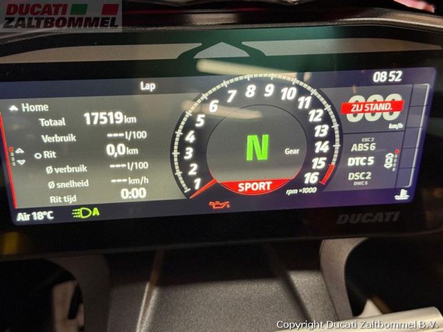 ducati - panigale-v4-s