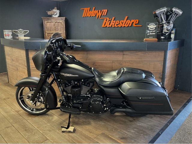 harley-davidson - street-glide-special-flhxs