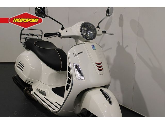 vespa - gts-300