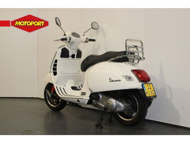 vespa - gts-300