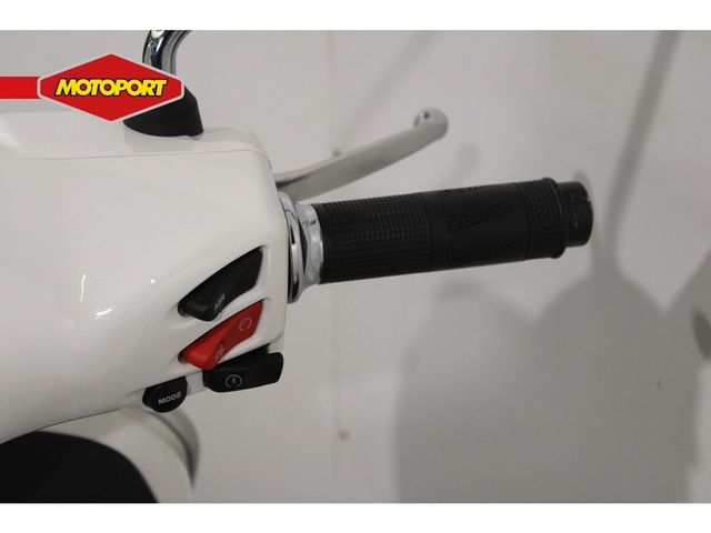 vespa - gts-300