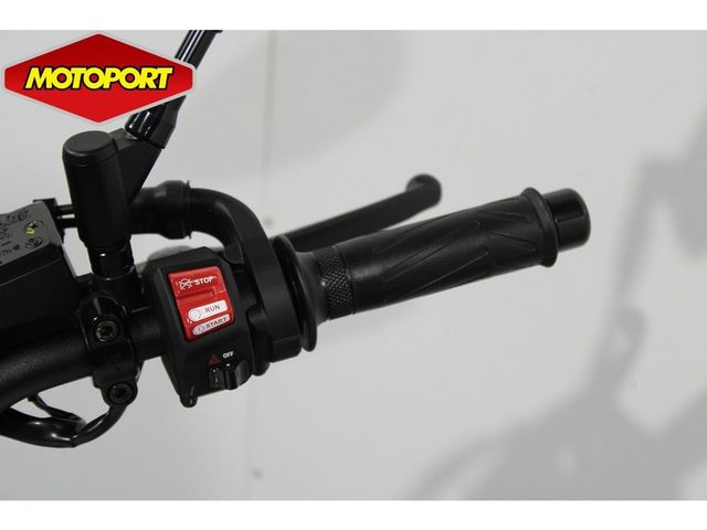 yamaha - xsr-700