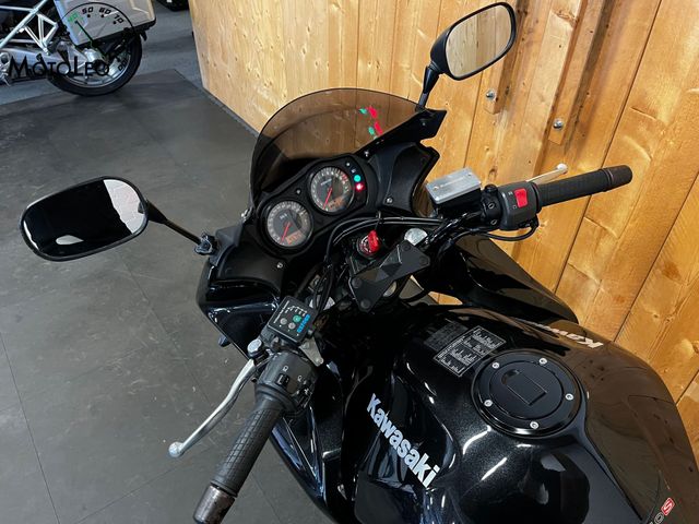 kawasaki - z-750-s