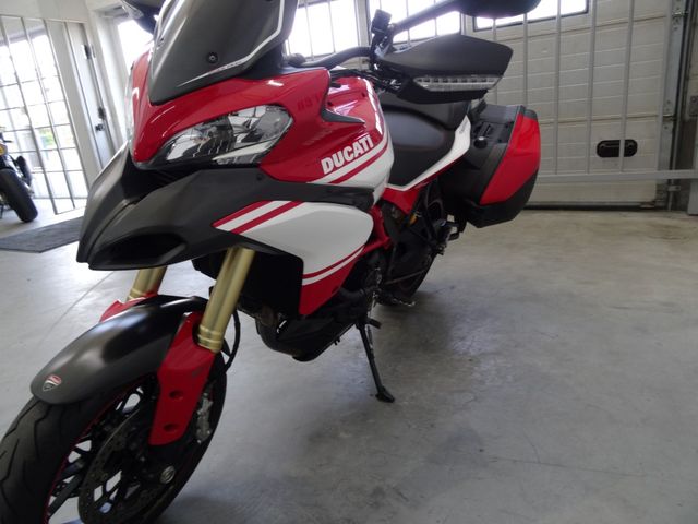 ducati - multistrada-1200-s-pikes-peak