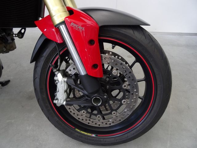 ducati - multistrada-1200-s-pikes-peak