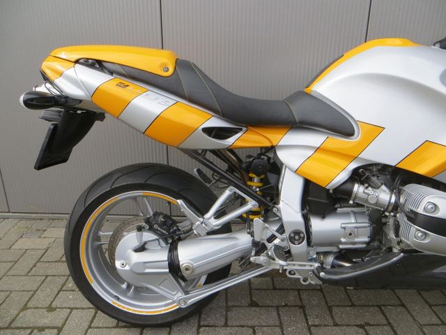 bmw - r-1100-s