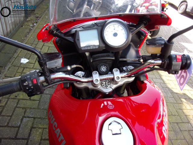 ducati - multistrada-1100