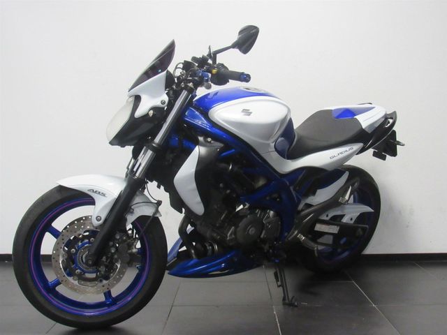 suzuki - gladius