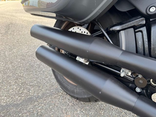 harley-davidson - low-rider-st