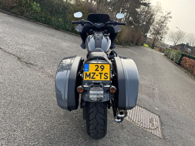 harley-davidson - low-rider-st