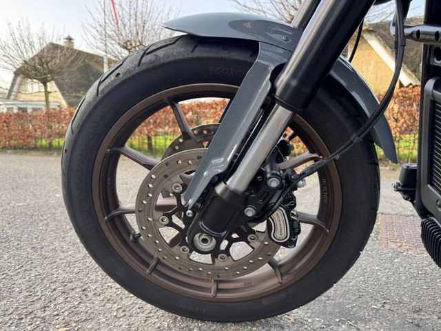 harley-davidson - low-rider-st