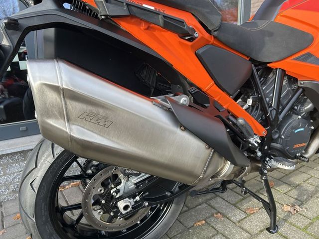 ktm - 1290-super-adventure-s