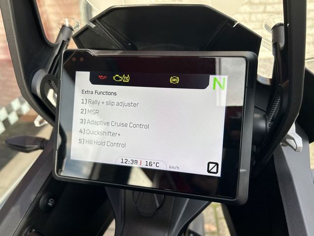 ktm - 1290-super-adventure-s