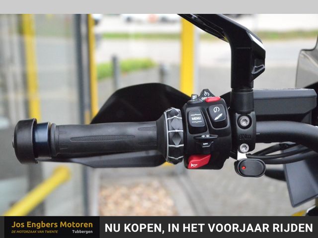 bmw - r-1250-gs-triple-black