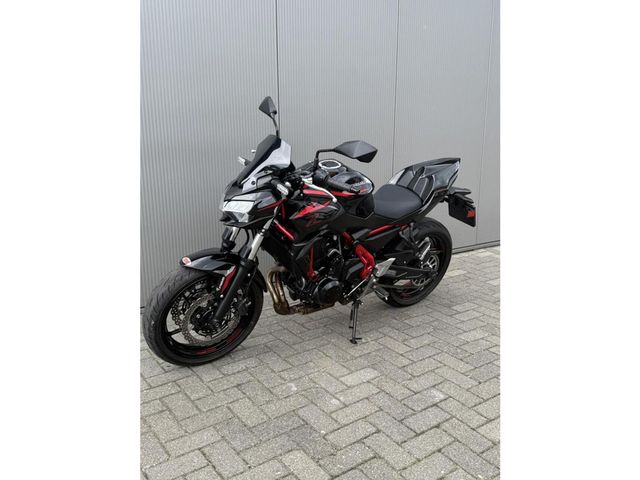 kawasaki - z650