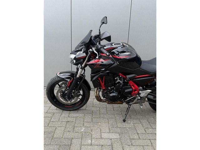 kawasaki - z650