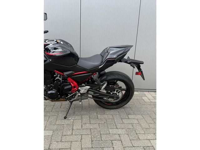 kawasaki - z650