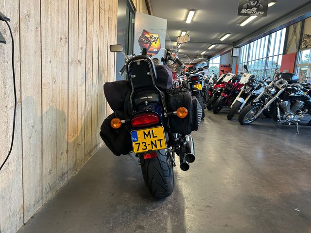 honda - vt-1100-c-shadow