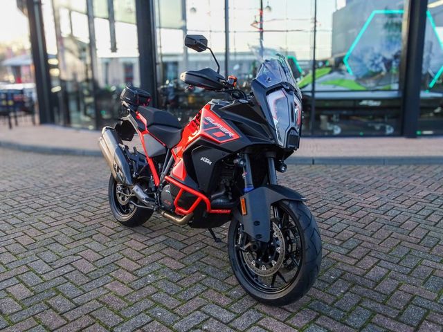 ktm - 1290-super-adventure-s