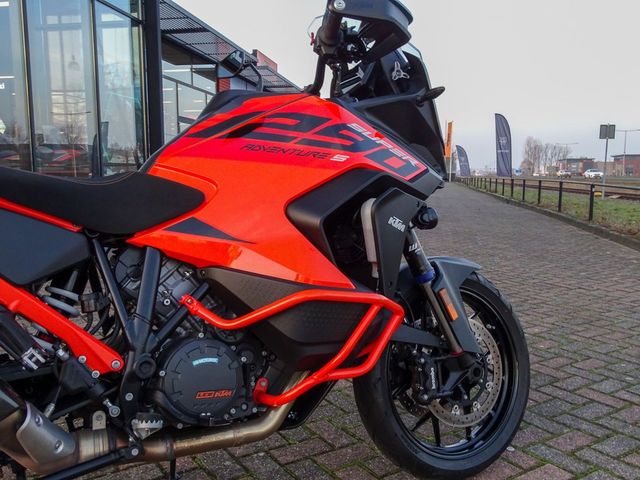 ktm - 1290-super-adventure-s