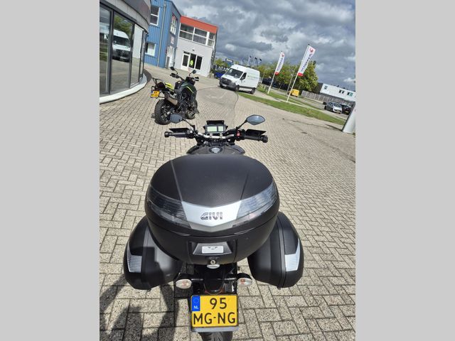 yamaha - tracer-900-abs