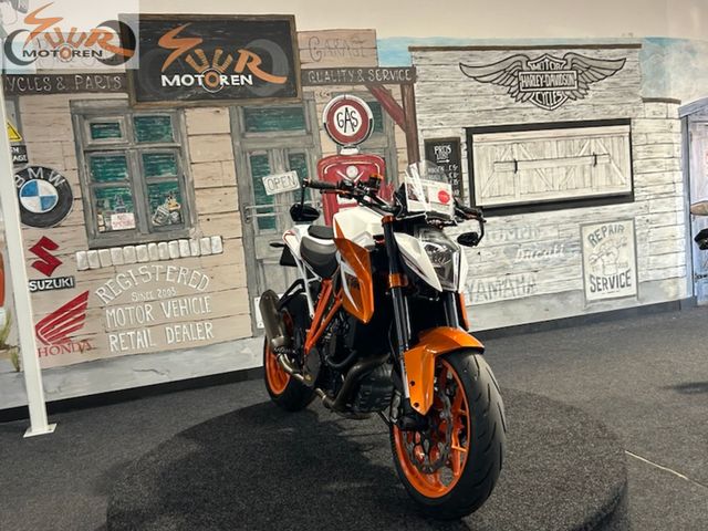 ktm - 1290-super-duke-r-se