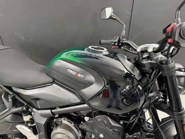 triumph - trident-660