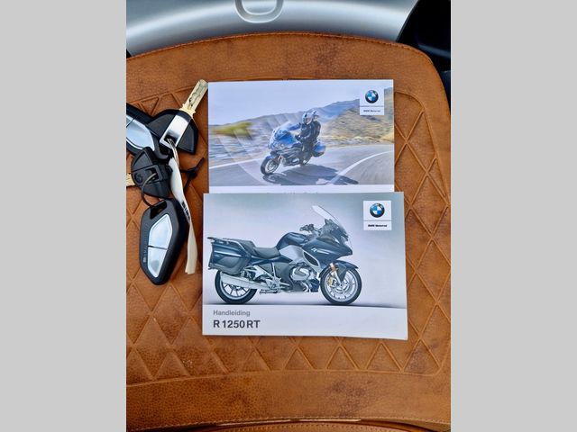 bmw - r-1250-rt