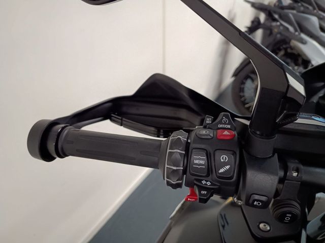 bmw - r-1250-gs-adventure