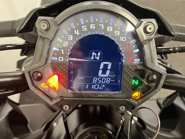kawasaki - z900