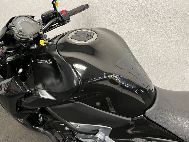 kawasaki - z900