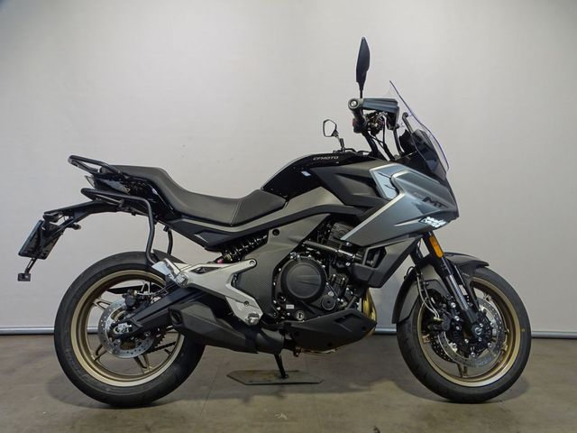 cfmoto - 700-mt