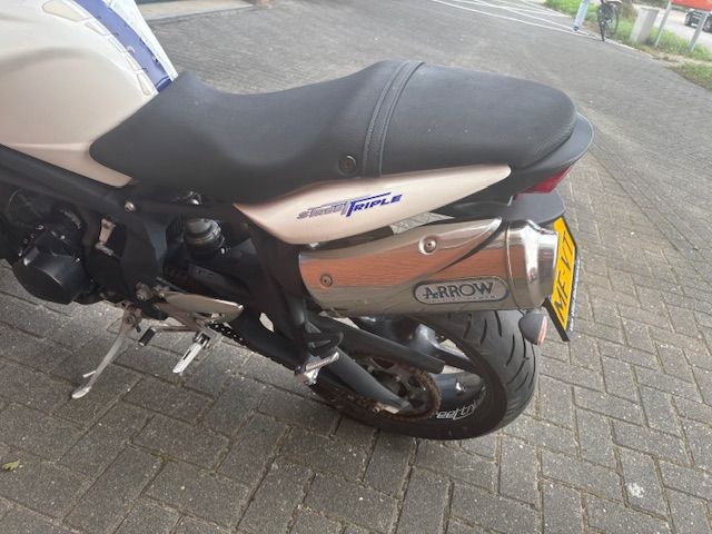 triumph - street-triple