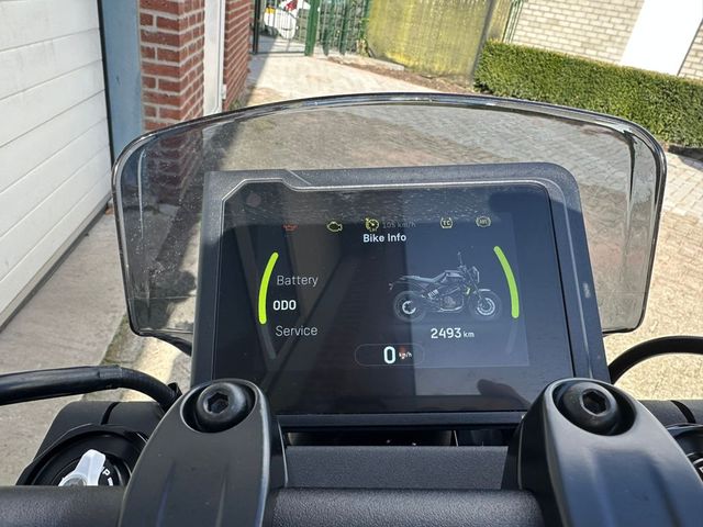 husqvarna - svartpilen-401