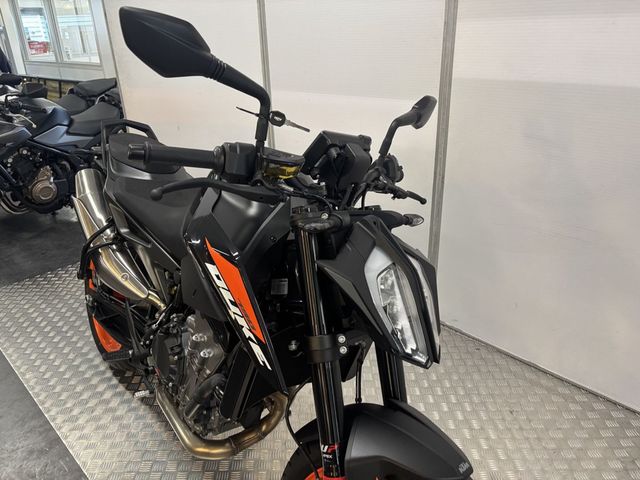 ktm - 790-duke