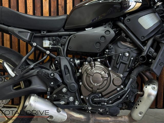 yamaha - xsr-700-abs