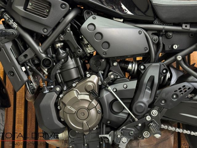 yamaha - xsr-700-abs