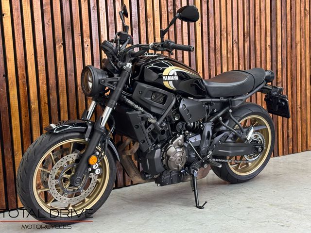 yamaha - xsr-700-abs