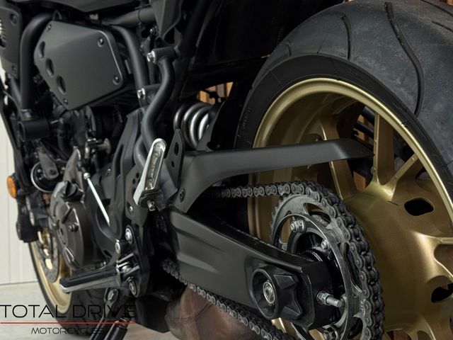 yamaha - xsr-700-abs